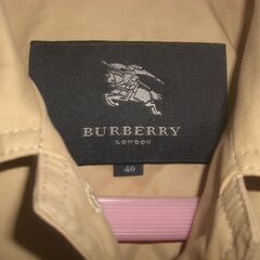 Burberry　コート　女性用  の画像