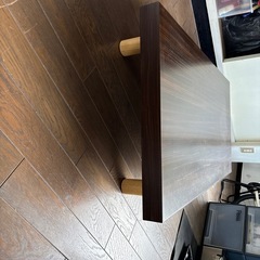イタリア製テーブルの画像