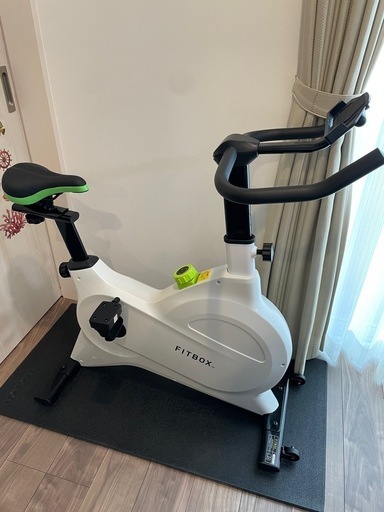 【取引中】FITBOX 第3世代 フィットネスバイク エアロバイク スピンバイク 静音 ダイエット器具 組み立て簡単 トレーニング トレーニングバイク