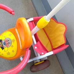 アンパンマン三輪車の画像