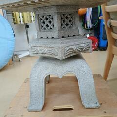 灯籠☆頭飾り新しい物が付いてます。庭、灯籠【浜村鹿野温泉ICから3分 買取本舗 宮本リサイクル 営業時間9～19時 定休日水曜のみ←連絡できませんm(_ _)m】の画像