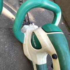 マキタの生垣バリカン右側の方です。よろしくお願いします。の画像