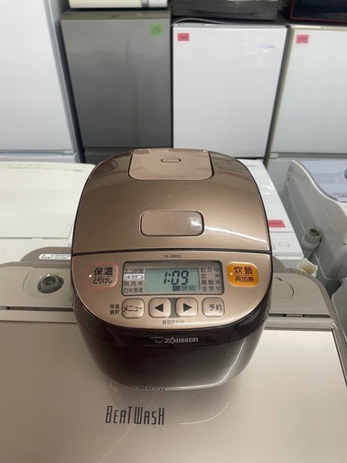 配送可能　保証付き象印 炊飯器 3合 マイコン式 極め炊き 黒厚釜 一人暮らし カッパーブラウン NL-BB05AM