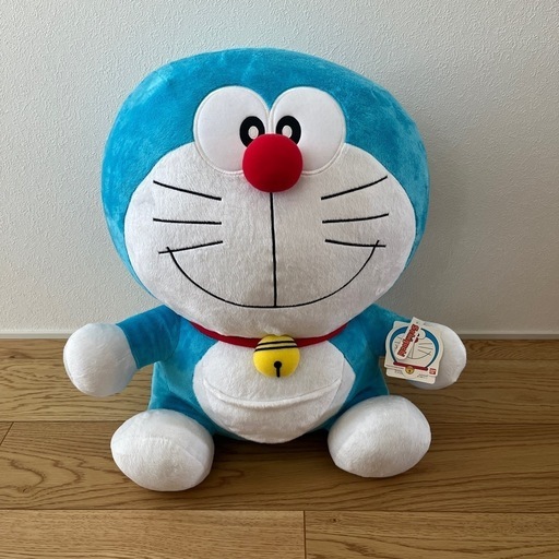 ドラえもん特大ぬいぐるみ