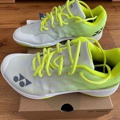 YONEX バドミントンシューズ パワークッション エアラスZワイド　28CMの画像
