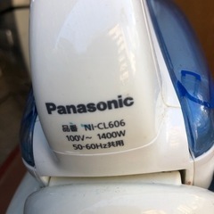 NO：2036 Panasonicコードレススチームアイロン‼️  ケース付き❣️の画像