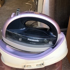 NO：2038 Panasonicコードレスアイロン‼️  超お...