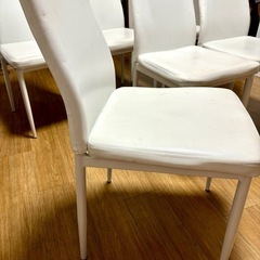 【無料】ダイニングチェア残り2脚