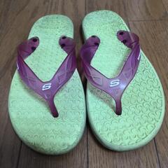 SKECHERS ビーチサンダル 6の画像