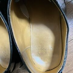 TAKEO　KIKUCHI　裏底本革　エナメル　おしゃれなシューズ　２６の画像