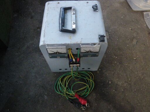 鉛蓄電池充電器　多数連結使用