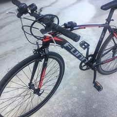 クロスバイク  ロードバイク   自転車の画像