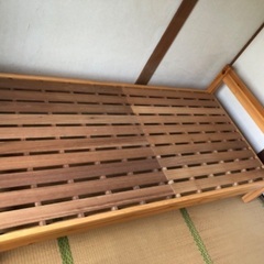 無印良品　木製シングルベッド（マットレスなしです）