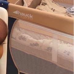 ベビーベッドの画像