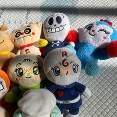 アンパンマンと仲間たち！ぬいぐるみ1体約200円お得！！の画像