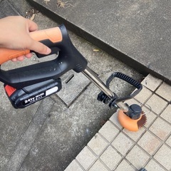 植物の芝刈り機