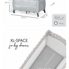 ベビーベッドの画像