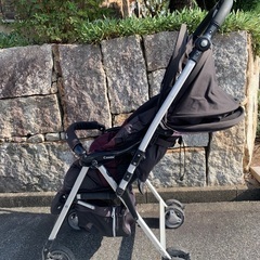 コンビ　ベビーカーの画像