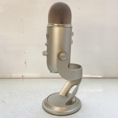 Blue Yeti Ultimate microphone コンデンサーマイクの画像