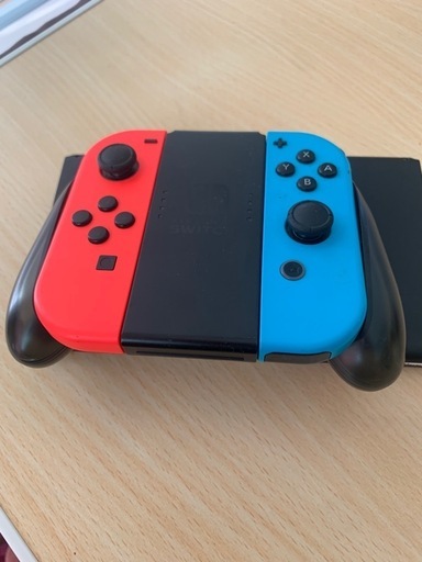 Nintendo Switch 本体とジョイコン(ジャンク)