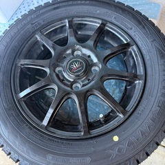 スタッドレスの画像