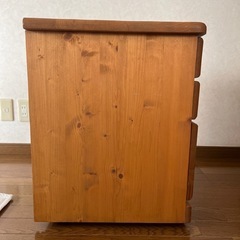 【最終値下げ】3段　ローチェスト　木製の画像