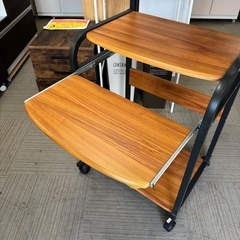 【美品‼️】便利♪ 60cm幅パソコンデスク キャスター付き パソコンラック 木目調ブラウン♪の画像