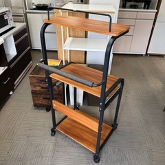 【美品‼️】便利♪ 60cm幅パソコンデスク キャスター付き パソコンラック 木目調ブラウン♪の画像