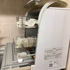 食器洗い乾燥機（パナソニック NP-TR8）の画像