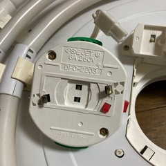 ［取引中］東芝　蛍光灯　2個セット(1個ジャンク？)の画像