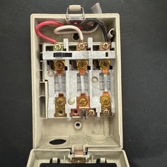 【ノーチェック品】松下電工 ナショナル ハイプロ 配電函3P30A ①の画像