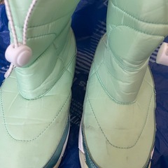 女児スノーブーツ美品23センチの画像