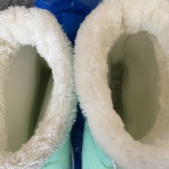 女児スノーブーツ美品23センチの画像