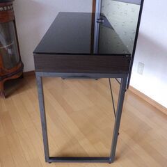 ガラス天板　デスク　ブラック　引き出し付き　配達設置対応　学習机やPCデスクに♪の画像