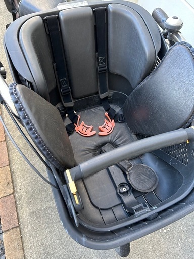 訳あり！フラッカーズ　前乗り後ろ乗り付き自転車　　