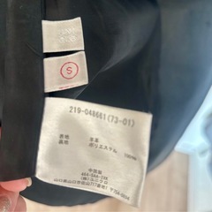 豚革ハーフコート　レディース　ユニクロ　Sサイズ　すこし小さい9号くらいの画像