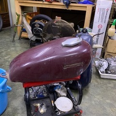 ヤマハ　XS650 スペシャル　ガソリンタンクの画像