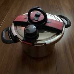 新品未使用　圧力鍋