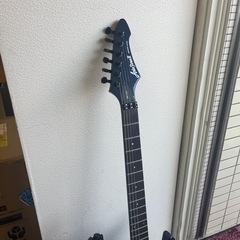 【お買い得‼️】AriaProll アリアプロⅡ エレキギター チューナー＆ピック付き♪ MA-550の画像