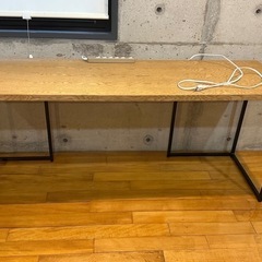 電源付きデスク【引取り限定】