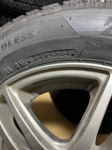 バリ溝冬タイヤ‼️軽自動車サイズ！スタッドレス