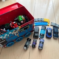 【受付終了】トーマストミカ・車のトミカ等詰め合わせの画像