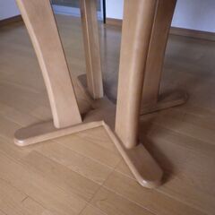 多角形　ダイニングテーブル　一本脚　木製　配達設置対応の画像