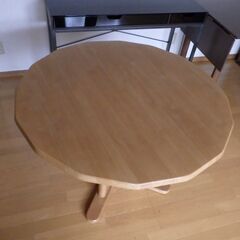 多角形　ダイニングテーブル　一本脚　木製　配達設置対応の画像