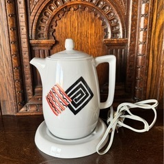 【取引き中】陶磁器製レトロポット