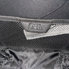 ZARA ショルダーバックの画像