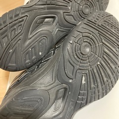バスケットボールシューズ　　アシックス　22cm　の画像