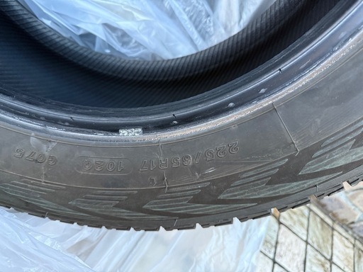 ヨコハマタイヤ225/65R17