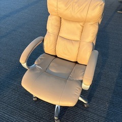 【複数取引で大胆値引き！】オフィスチェア
