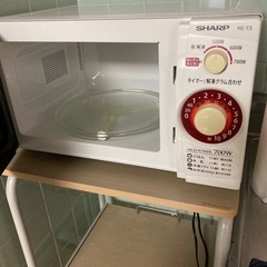 電子レンジ　キャスター付きのラックとセット